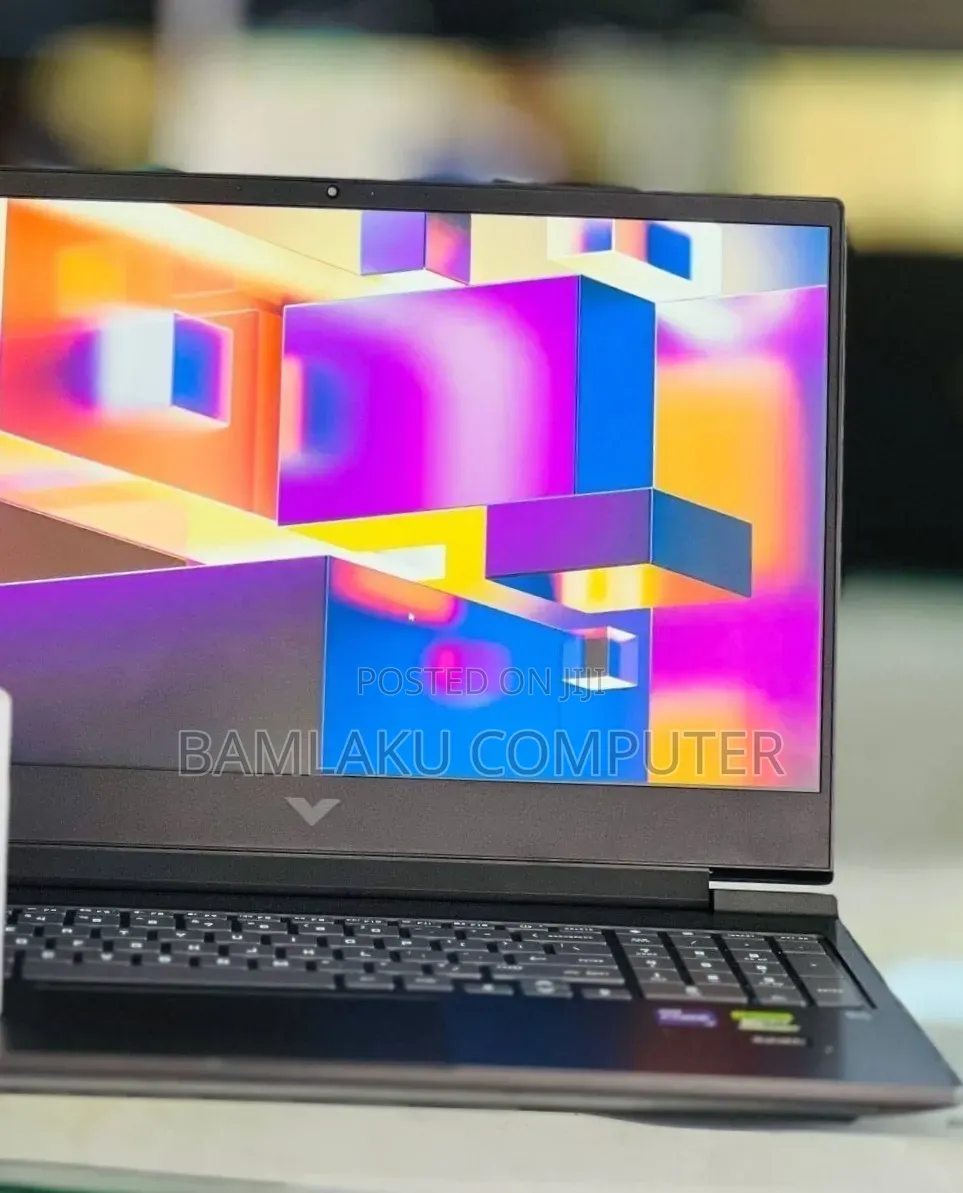 New Laptop HP Victus 16 16GB Intel Core i7 SSD 1T