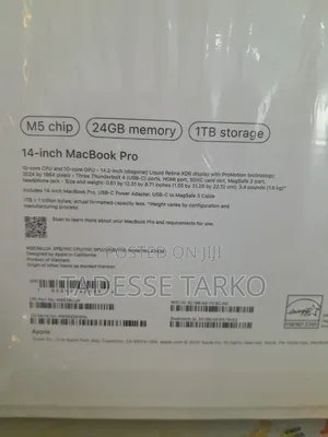 New Laptop Apple MacBook Pro 2025 M5 24GB Apple M5 Pro SSD 1T
