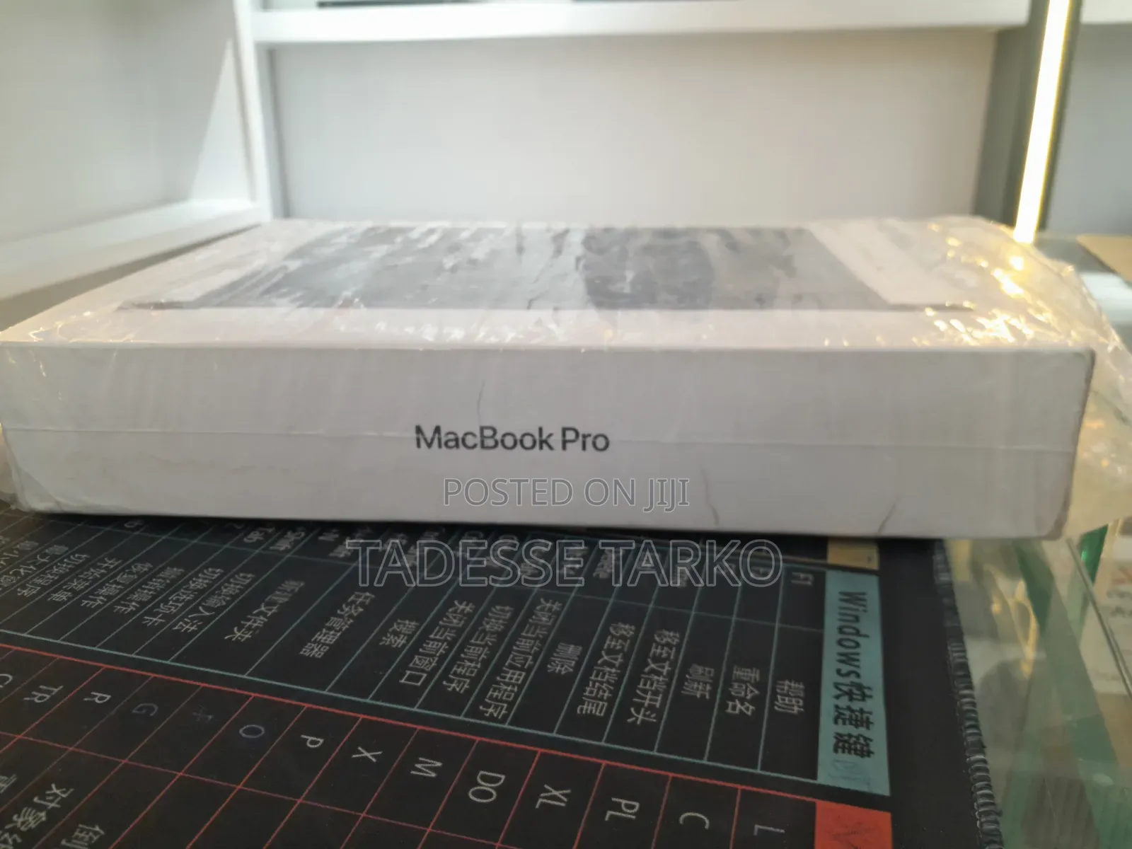 New Laptop Apple MacBook Pro 2025 M5 24GB Apple M5 Pro SSD 1T