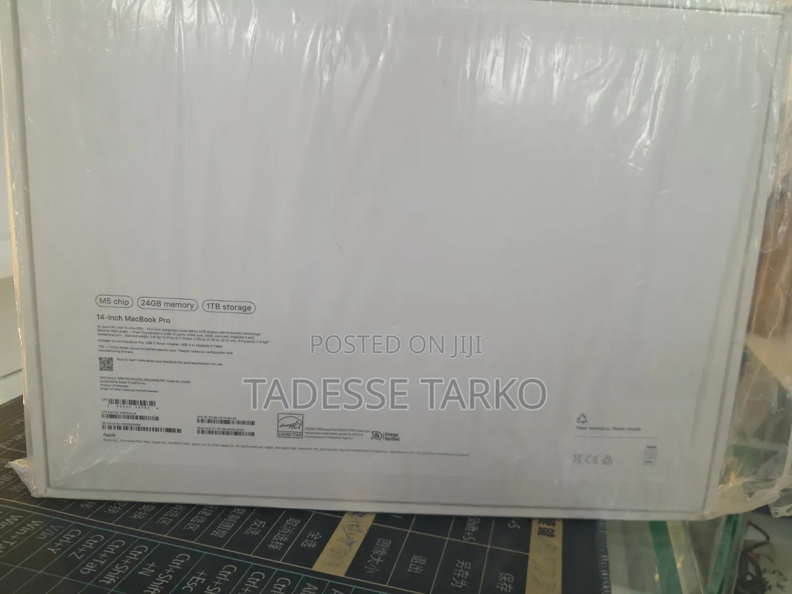 New Laptop Apple MacBook Pro 2025 M5 24GB Apple M5 Pro SSD 1T
