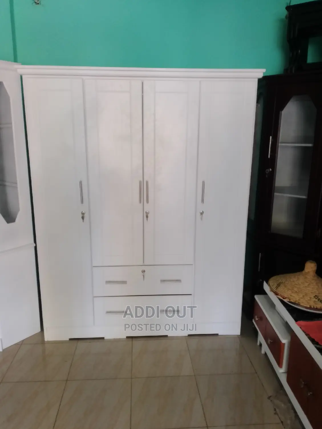 ቁምሳጥን/Cupboard