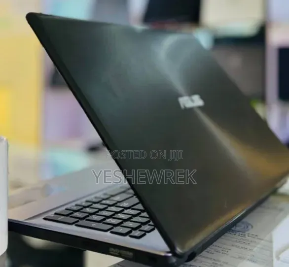 New Laptop Asus ROG Strix G15 8GB Intel Core i5 HDD 500GB