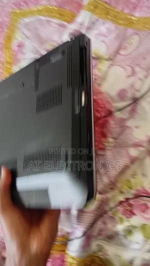 Laptop Lenovo ThinkPad X1 Carbon 8GB Intel Core i7 HDD 500GB