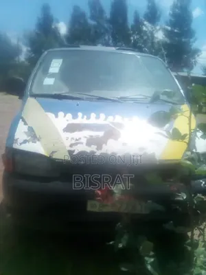 Toyota Grand HiAce 2000