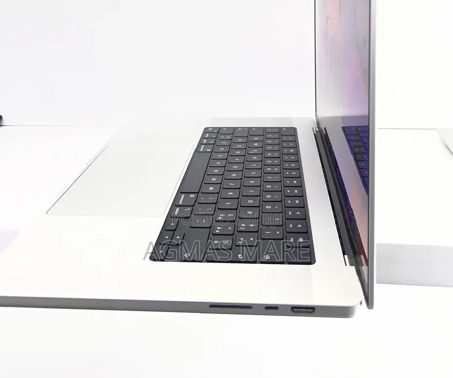New Laptop Apple MacBook Pro 2021 M1 16GB Apple M1 SSD 1T