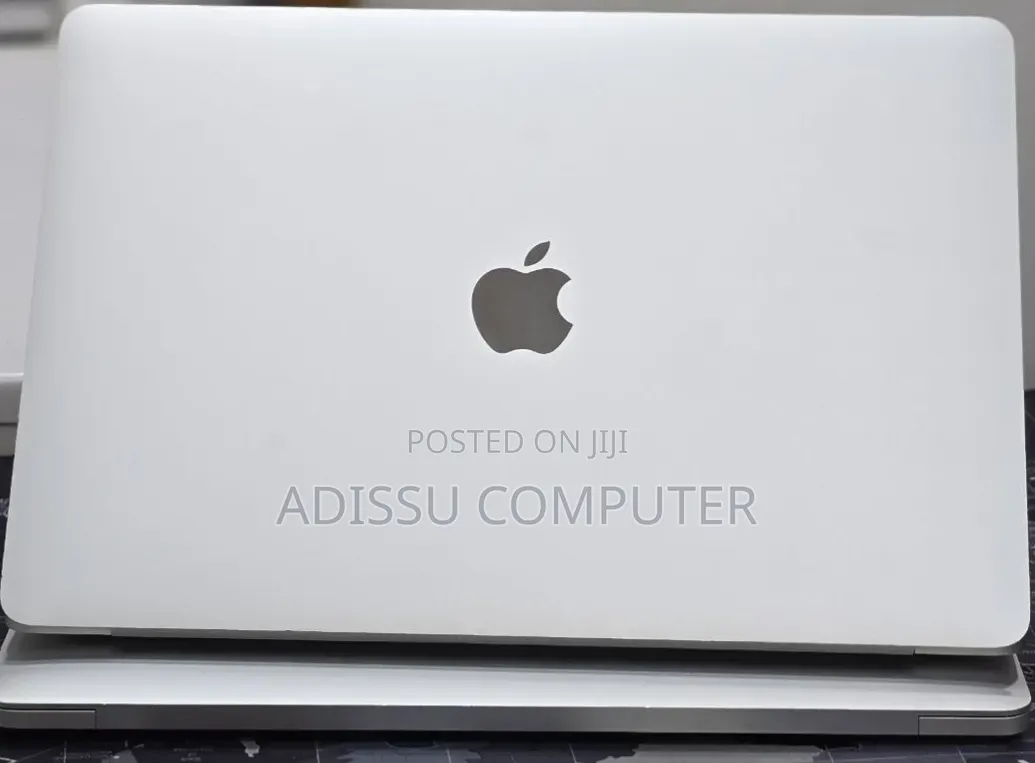 New Laptop Apple MacBook Pro 2020 M1 32GB Apple M1 Pro SSD 512GB