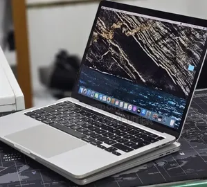 New Laptop Apple MacBook Pro 2020 M1 32GB Apple M1 Pro SSD 512GB