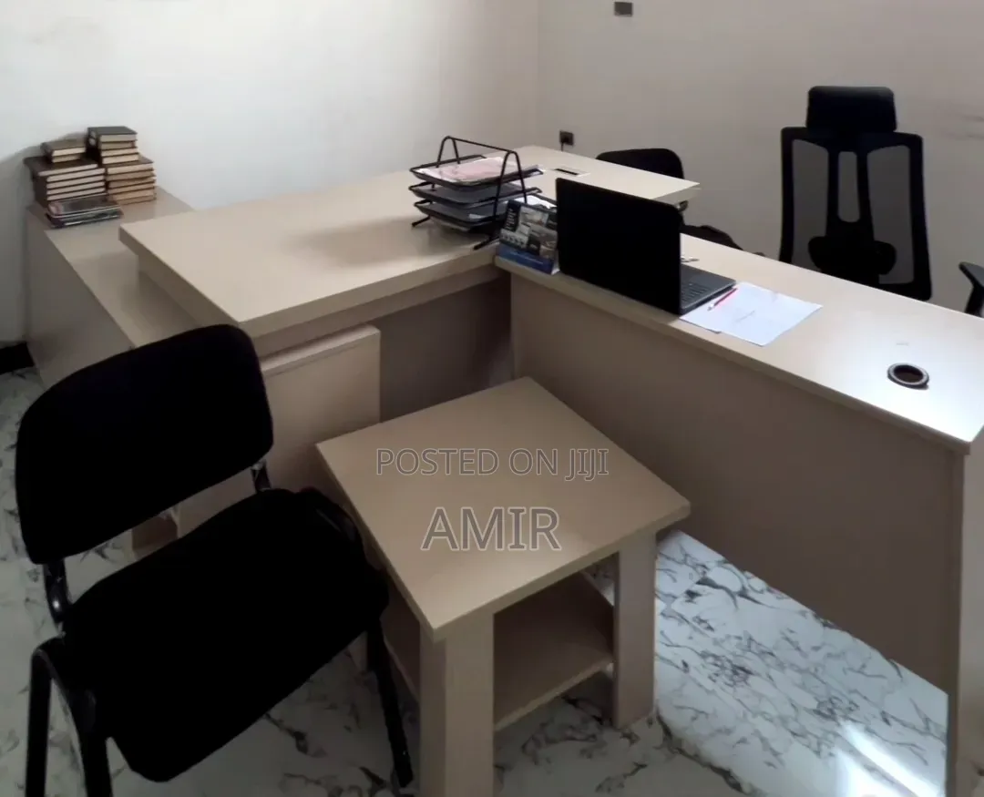 Mangerial Table, Reception Table and Chair