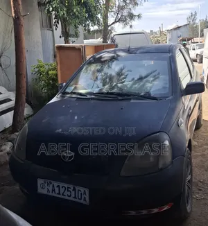 Toyota Yaris 1999 Blue