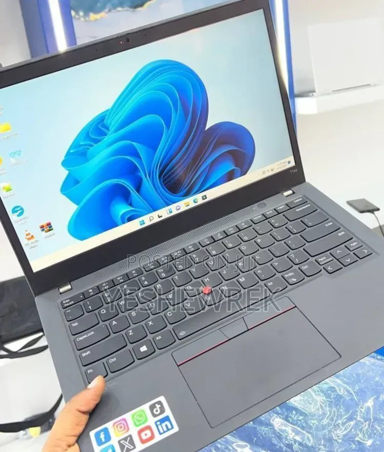 New Laptop Lenovo Legion 5 32GB Intel Core i7 SSD 512GB