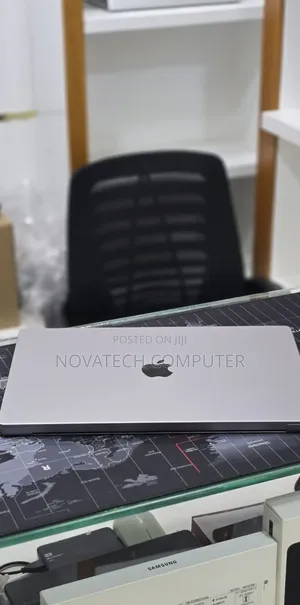 Laptop Apple MacBook Pro 2023 M2 16GB Intel Core M2 SSD 1T