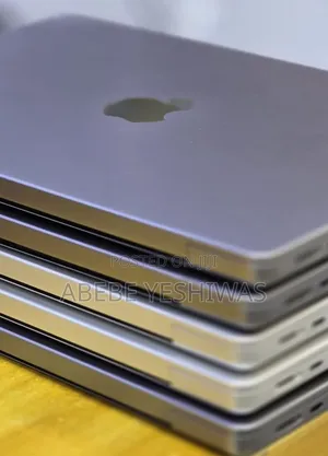 New Laptop Apple MacBook Pro 2021 M1 16GB Apple M1 Pro SSD 512GB