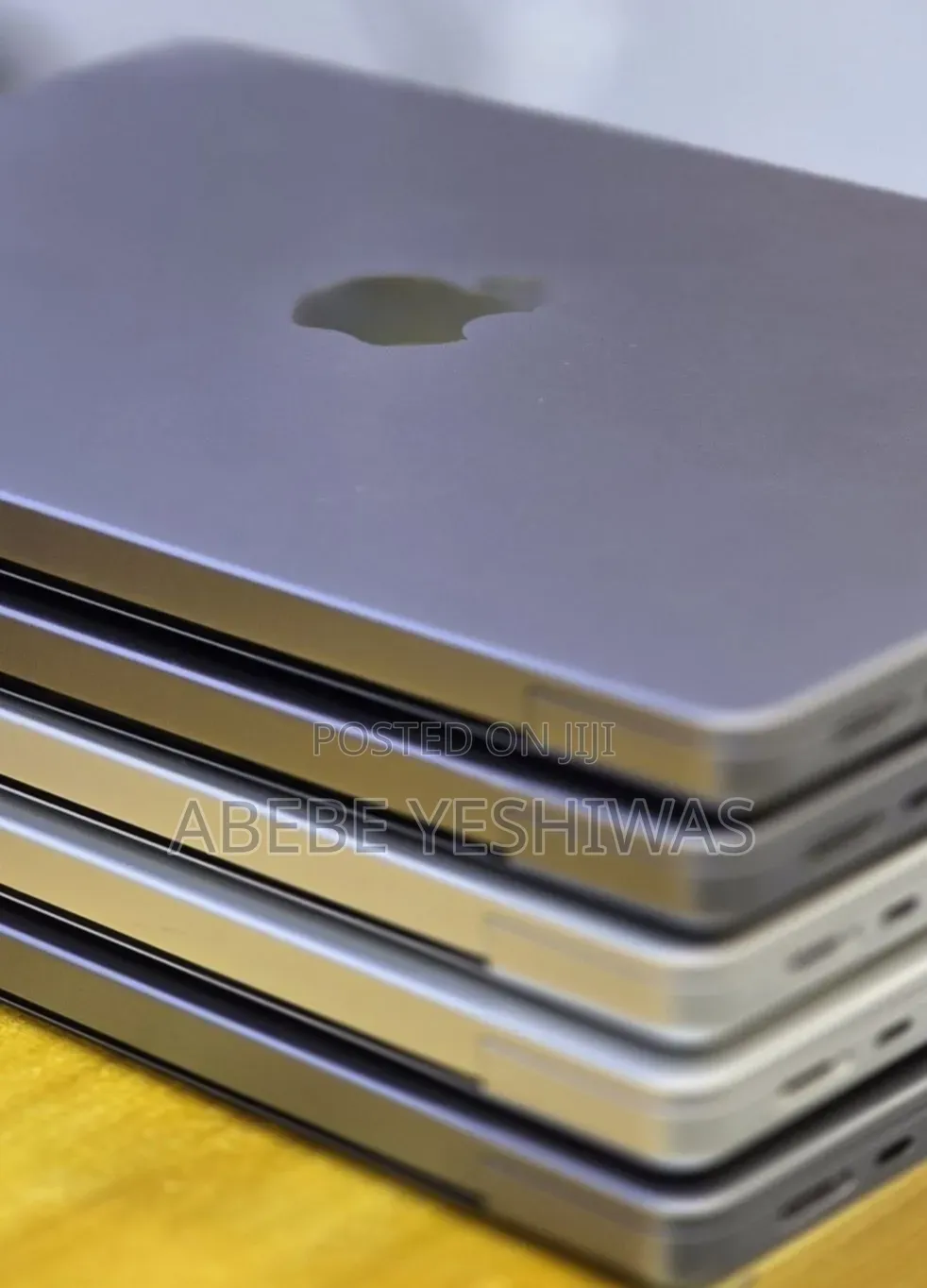 New Laptop Apple MacBook Pro 2021 M1 16GB Apple M1 Pro SSD 512GB