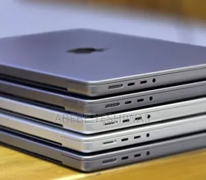 New Laptop Apple MacBook Pro 2021 M1 16GB Apple M1 Pro SSD 512GB