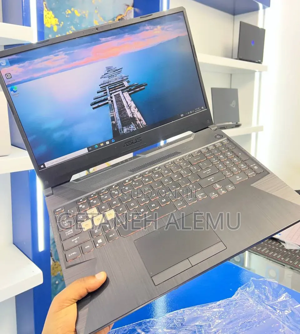 New Laptop Asus ROG Strix G15 16GB AMD Ryzen 7 SSD 512GB