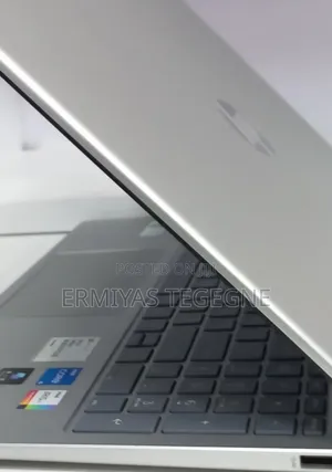 New Laptop HP Stream Notebook 16GB Intel Core i5 SSD 512GB
