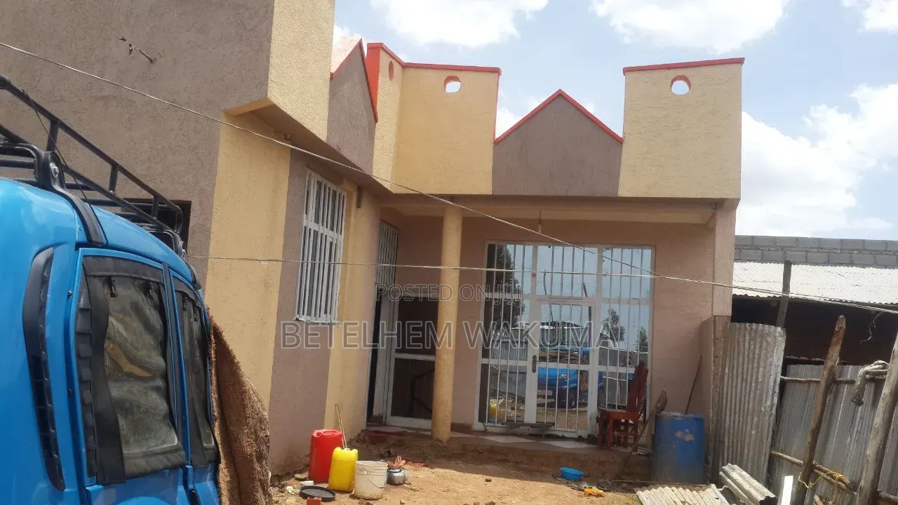 Furnished 3bdrm House in Around Condominium, West Shewa for sale