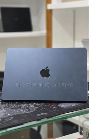 Laptop Apple MacBook Air 2025 M4 16GB Apple M4 SSD 256GB
