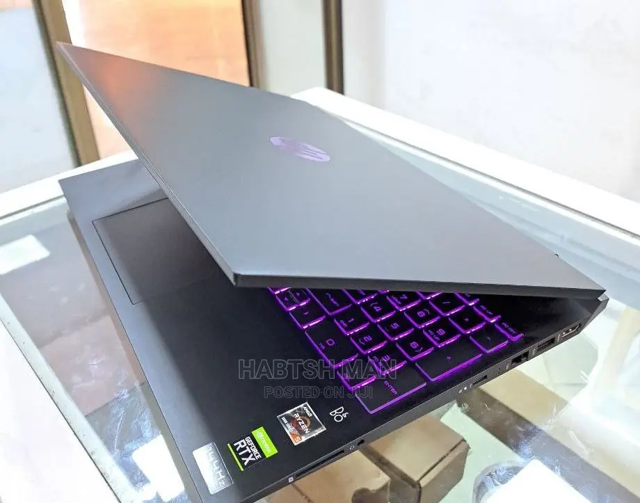 New Laptop HP Pavilion Gaming 15 2019 8GB AMD Ryzen 5 SSD 512GB
