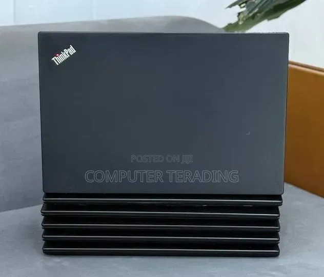 New Laptop Lenovo ThinkPad T470s 8GB Intel Core i5 SSD 512GB