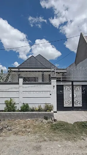 Furnished 8bdrm Villa in Bishoftu Dukem, Oromia-Finfinne for sale