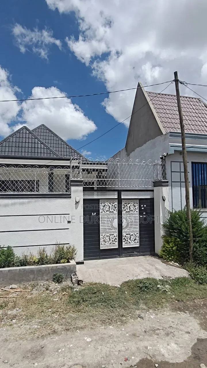 Furnished 8bdrm Villa in Bishoftu Dukem, Oromia-Finfinne for sale