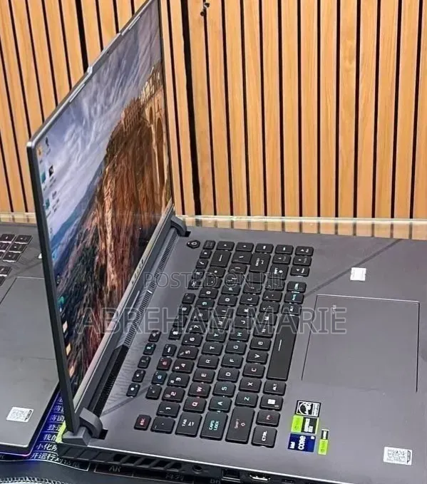 New Laptop Asus ROG Strix G15 16GB Intel Core i9 SSD 1T