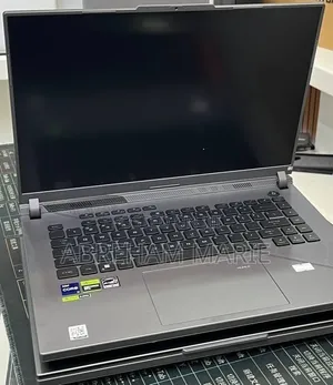 New Laptop Asus ROG Strix G15 16GB Intel Core i9 SSD 1T