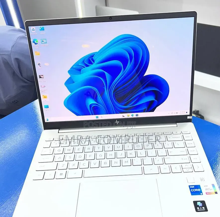 New Laptop HP 16GB Intel Core i5 SSD 1T