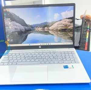 New Laptop HP Stream Notebook 16GB Intel Core i5 SSD 1T