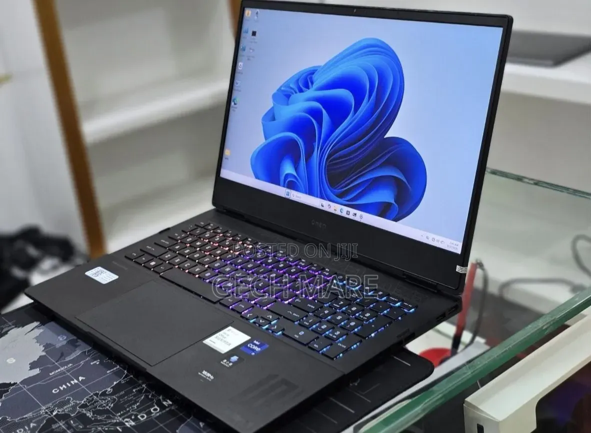 New Laptop HP Omen 16 16GB Intel Core i9 SSD 512GB