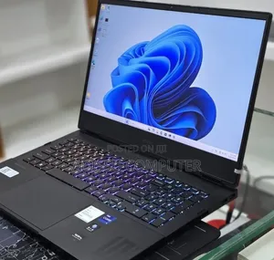 New Laptop HP Omen 16 16GB Intel Core i9 SSD 512GB