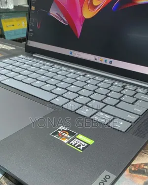 New Laptop Lenovo 16GB AMD Ryzen 7 SSD 512GB
