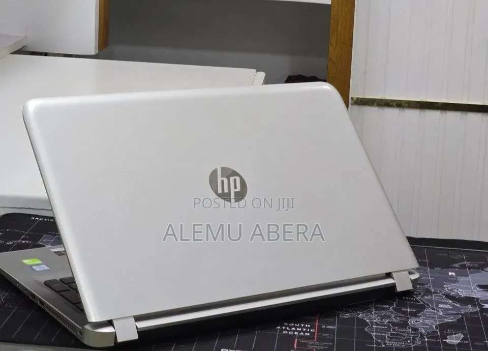New Laptop HP Pavilion 15 8GB Intel Core i5 HDD 1T