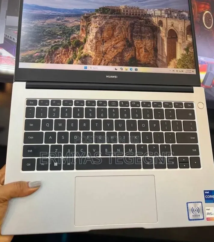 New Laptop Asus ROG Strix G15 16GB Intel Core i7 SSD 512GB