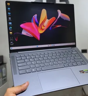 New Laptop Lenovo Yoga 7i 16GB AMD Ryzen 7 SSD 512GB