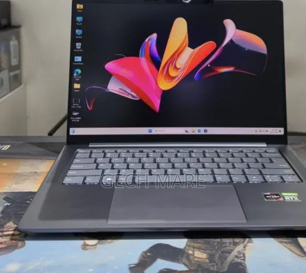 New Laptop Lenovo Yoga 7i 16GB AMD Ryzen 7 SSD 512GB