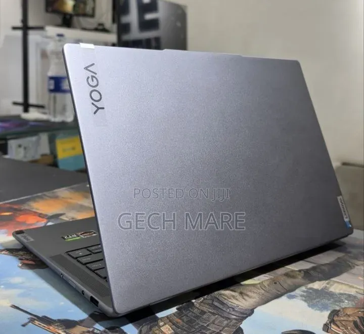New Laptop Lenovo Yoga 7i 16GB AMD Ryzen 7 SSD 512GB