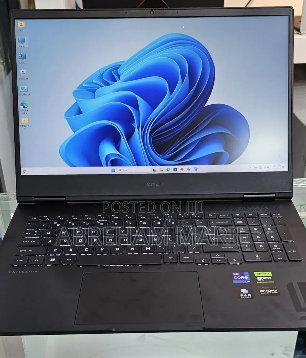 New Laptop HP Omen 16 16GB Intel Core i9 SSD 1T
