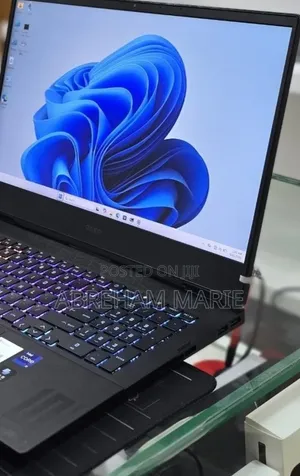 New Laptop HP Omen 16 16GB Intel Core i9 SSD 512GB