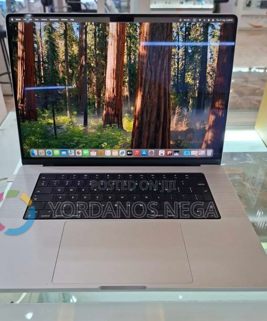 New Laptop Apple MacBook Pro 2021 M1 16GB Apple M1 Pro SSD 512GB