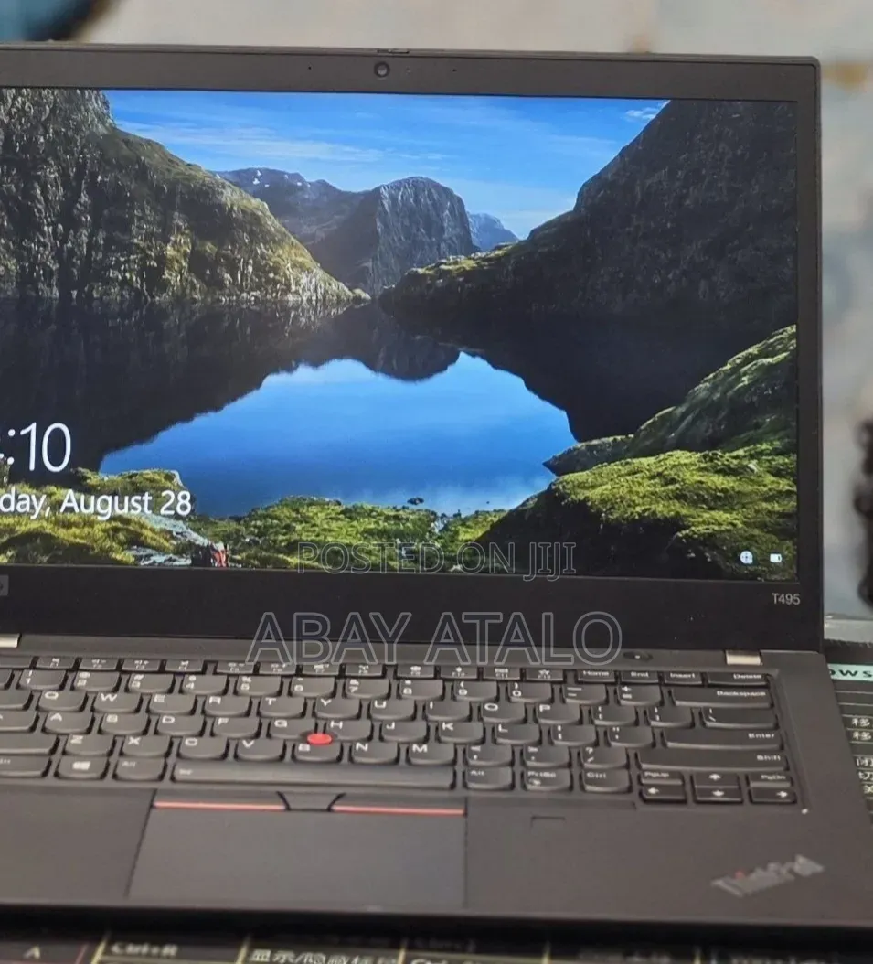 New Laptop Lenovo ThinkPad Yoga 8GB AMD Ryzen 7 SSD 512GB