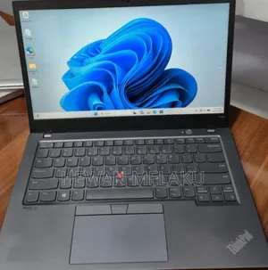 New Laptop Lenovo ThinkPad T14s Gen 2 16GB Intel Core i7 SSD 512GB