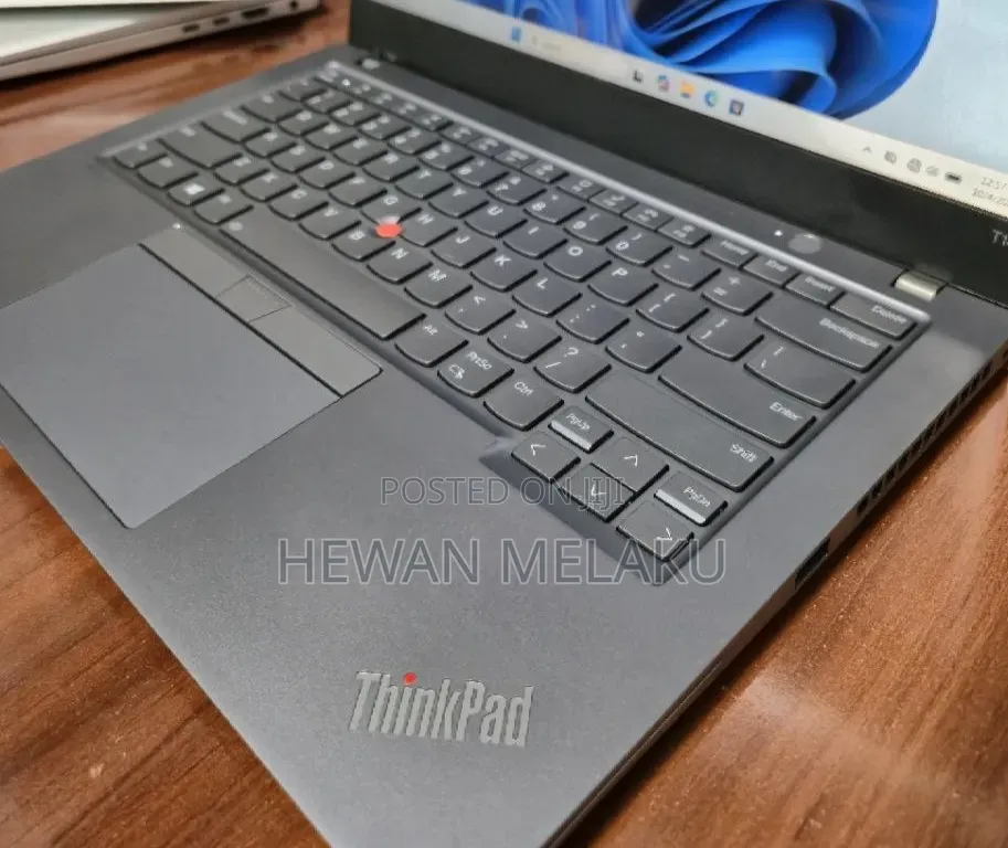 New Laptop Lenovo ThinkPad T14s Gen 2 16GB Intel Core i7 SSD 512GB