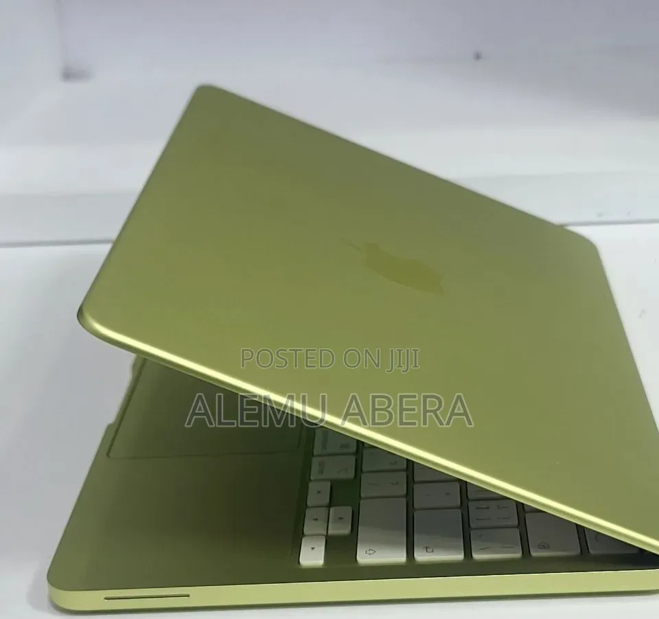 New Laptop Apple MacBook Neo 2026 8GB SSD 512GB