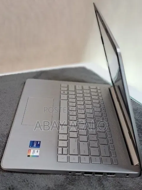 New Laptop HP Stream Notebook 16GB Intel Core i7 SSD 512GB
