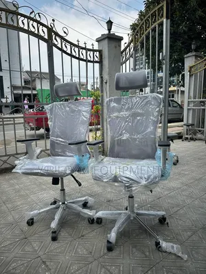 Brand New Gray Executive Office Chair With Headrest Adjustable & Swive