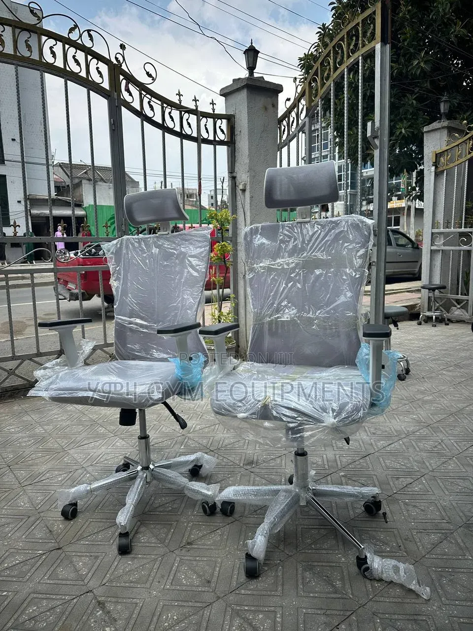 Brand New Gray Executive Office Chair With Headrest Adjustable & Swive