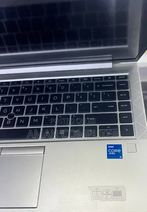 New Laptop HP EliteBook 840 G8 16GB Intel Core i5 SSD 512GB