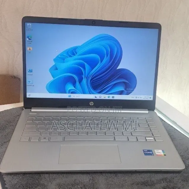 New Laptop HP Stream Notebook 16GB Intel Core i7 SSD 512GB